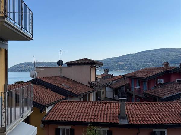 Neue Zweizimmerwohnung mit Terrasse und Garage